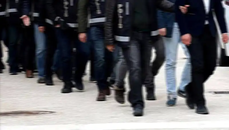 Kadın Profiliyle Tuzağa Düşüren Gasp Çetesi: Balkız Olayı