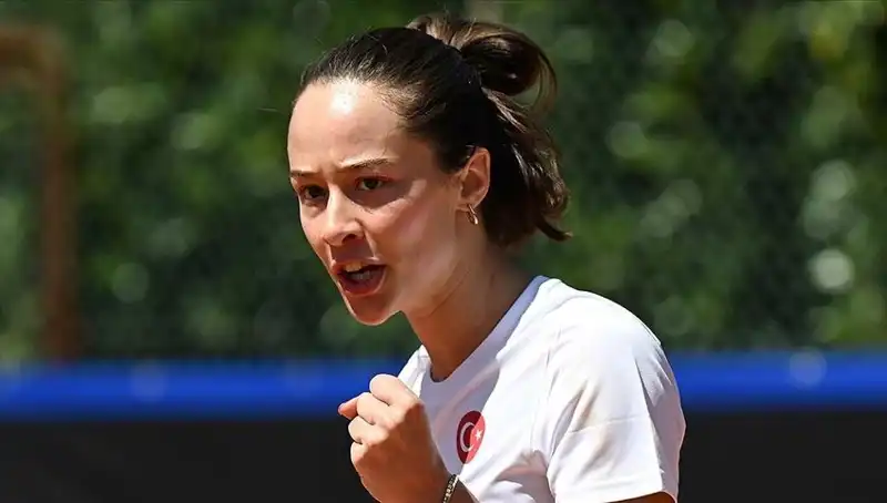 Genç Tenisçi Zeynep Sönmez, Finalde Şampiyonluk İçin Mücadele Edecek