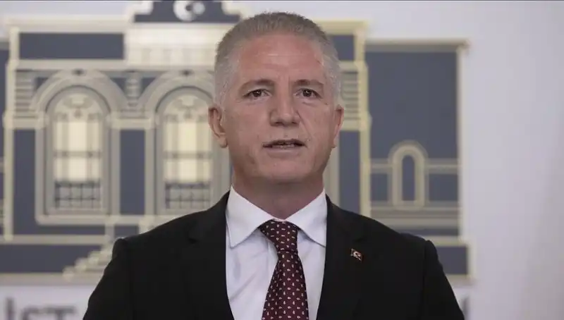 Vali Gül'den Dolandırıcılığa Dikkat: İstismar Hırsızlarına Karşı Uyarılar