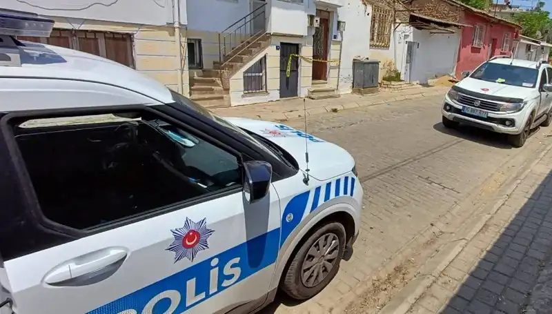 Evinden Kötü Kokular Gelen Adamın Ölümü Üç Gün Sonra Ortaya Çıktı