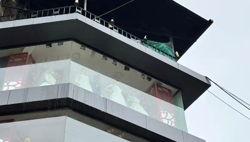 Giyim Mağazasında Patlayan Alevler: Yangın Panik Yarattı!