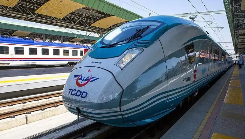 TCDD 2023 Yılında 140 Tren Makinisti Alımı Yapacak! İşte Başvuru Detayları