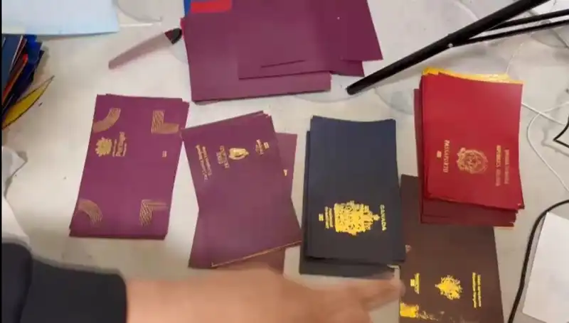 Sahte Belge Operasyonları: Suç Çetelerine Şok Baskın!