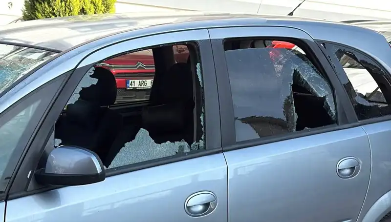 Komşular Arasında Patlak Veren Silahlı Kavga: Bir Ölü, Üç Yaralı!