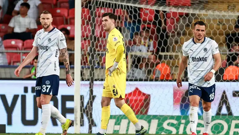 Fenerbahçe’nin Şok Edici Yenilgisi: Taraftarlar Ne Düşünüyor?