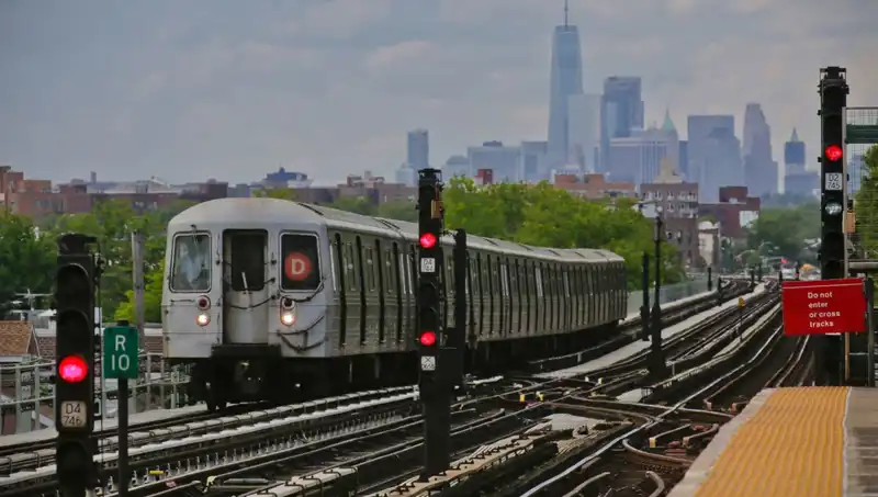 Metro Sörfü: Gençlerin Hayatını Kaybettiği Tehlikeli Oyun