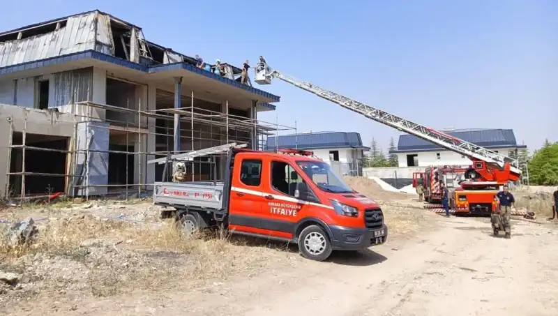Ankara Gölbaşı'nda Villaları Korkutan Alevler: Yangın Neden Çıktı?