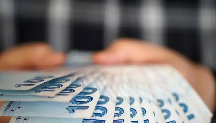 Emekli Promosyon Kampanyalarında 2025'te En İyi Fırsatlar Neler?