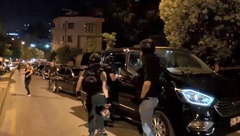 Türkiye'de Polisi Şehit Eden Silahın AR-GE Kılıfı Şok Etti!