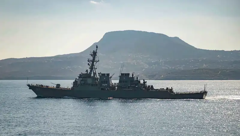 ABD’nin Yunanistan’daki Askeri Varlığı: Donanma Üssü Kaleye Dönüşüyor
