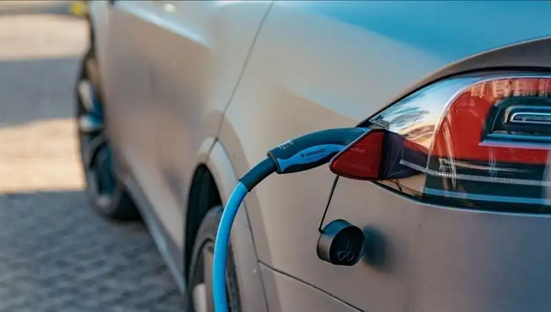 Elektrikli Araç Alımında Düşüş: Nedenleri ve Etkileri Üzerine Derinlemesine Bir İnceleme