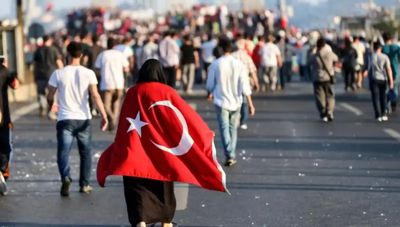 15 Temmuz’un Anlamı: Kabineden Barış ve Dayanışma Mesajları