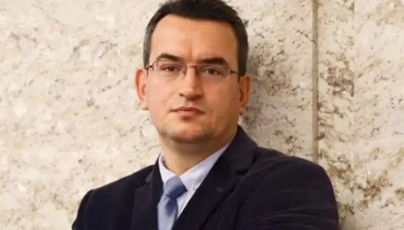 Metin Gürcan: DEVA Partisi’nin Yükselen Yıldızı ve Siyasi Vizyonu