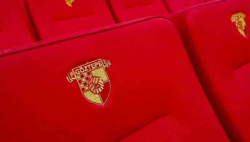 Göztepe, genç yıldız Junior Olaitan ile yeni bir sayfa açtı!