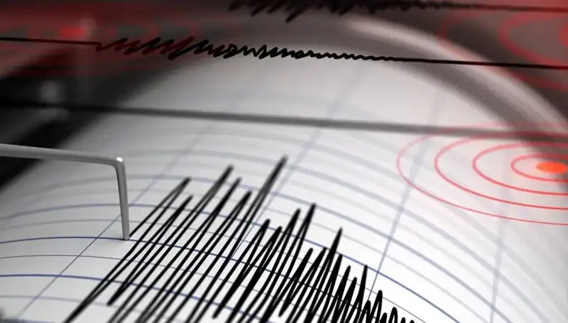 Manisa'da 4 Büyüklüğünde Deprem: Yer Şehri Sarstı, Halk Tedirgin!