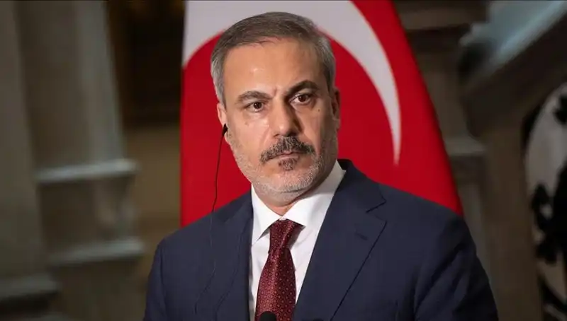 Türkiye'nin Dış Politikası: Bakan Fidan Azerbaycan ve Mısır'da Kritik Temaslarda Bulundu