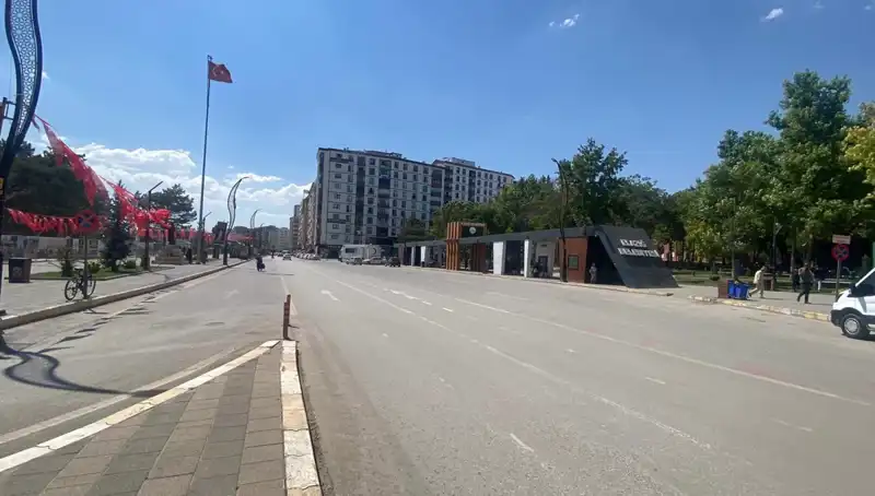 Elazığ'da Huzurun Temsilcisi: Boş Sokaklar ve Yaşanan Değişim
